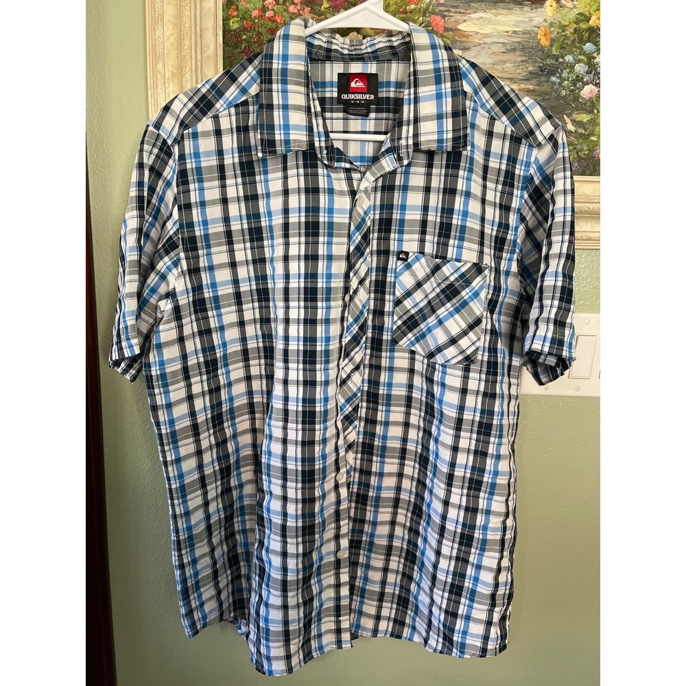 Quiksilver Button Front Shirt Men's Blue & White Plaid Shortsleeve Button Size M